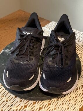 Hoka Clifton 8 sneakers